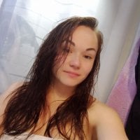 Adele_Boolman অফলাইন চ্যাট রুম