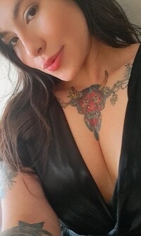 tifanny_s' Offline Chat Room