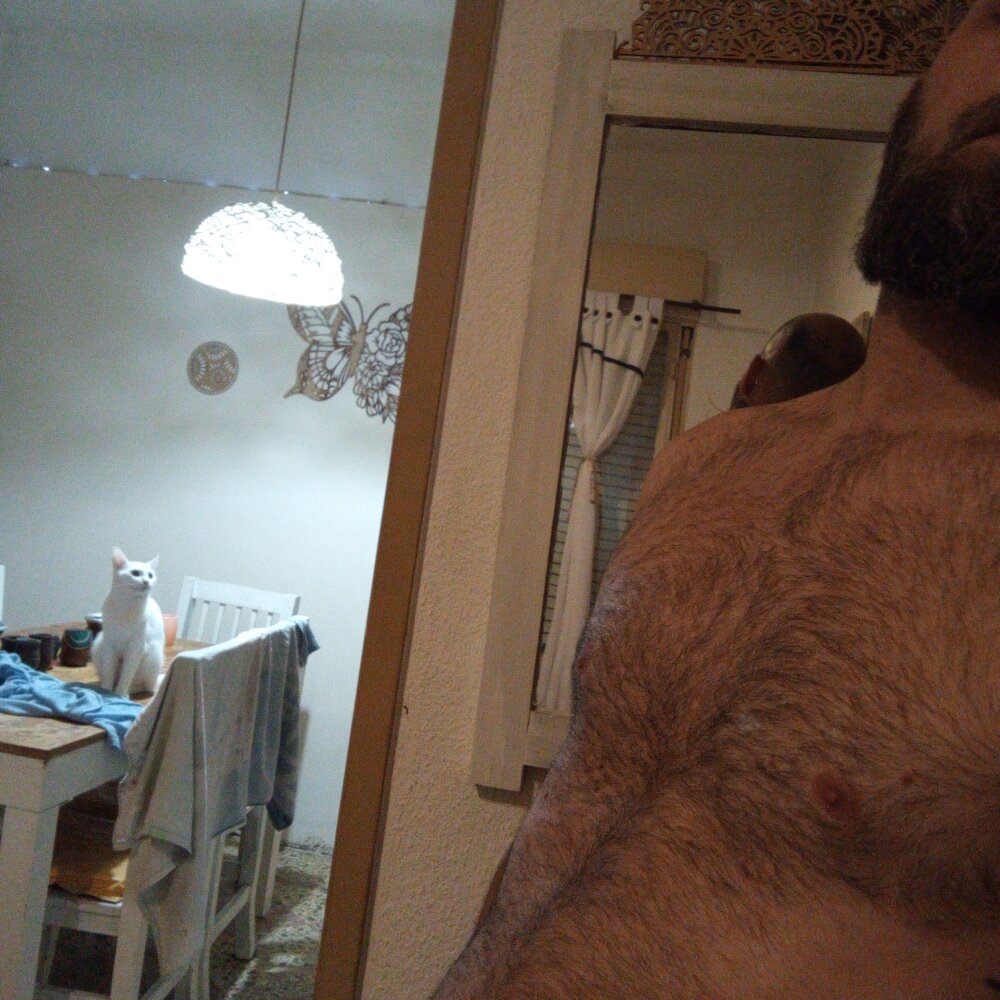 ddrr103's Offline XXX Chat