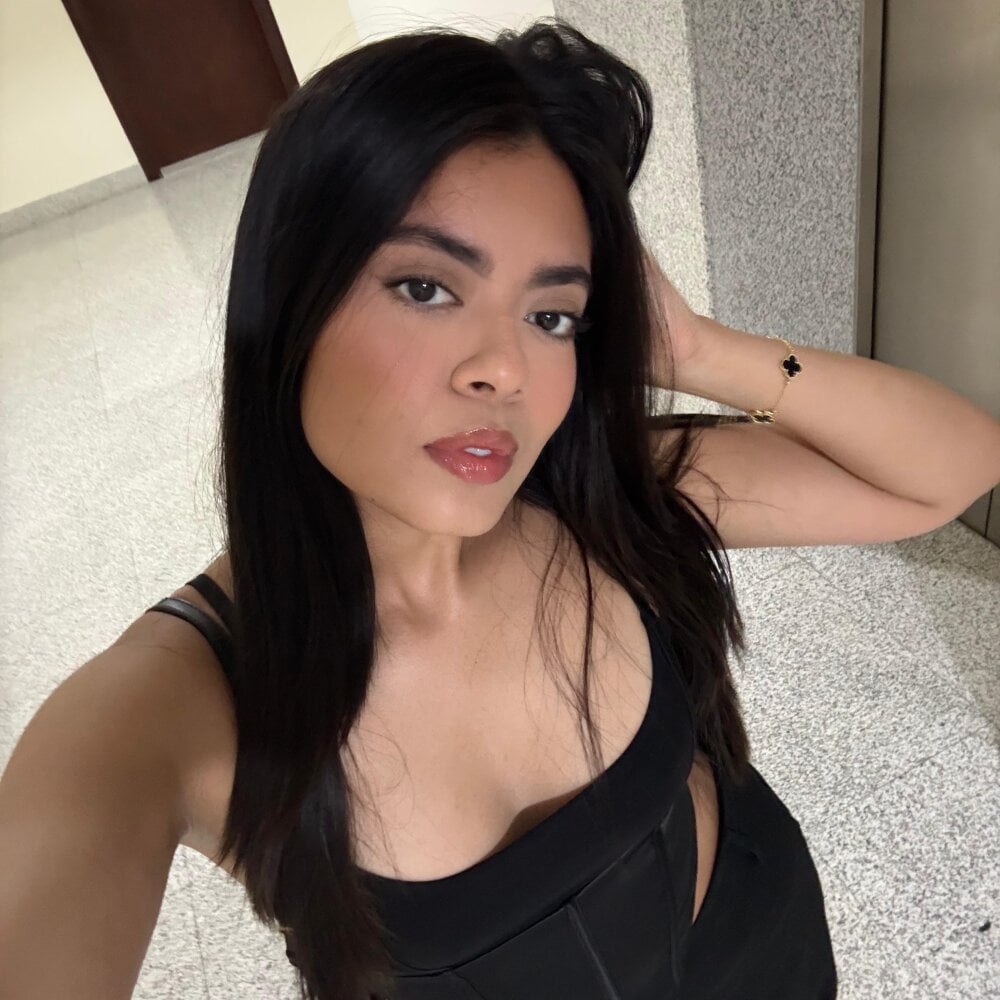 isabellax21 from stripchat