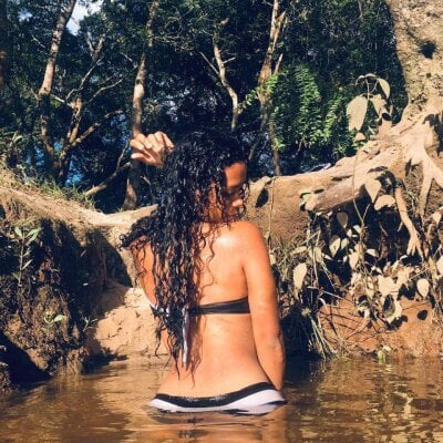 Darkleyah Female Bigtitshairy Webcam Nude