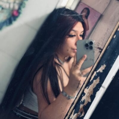 Chloe__petersson Female New Online Cam Strip