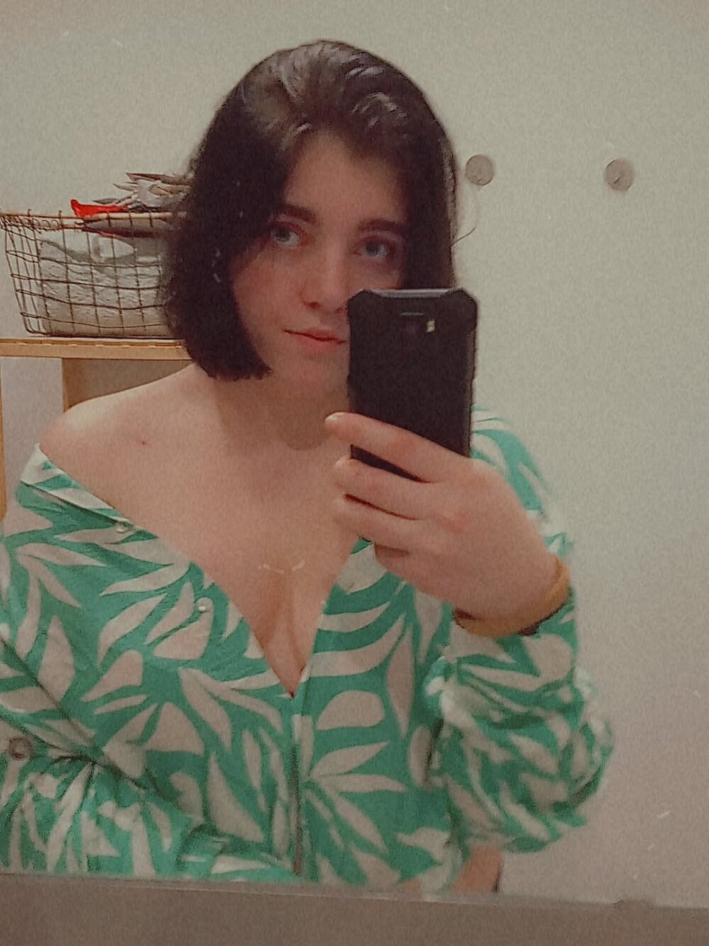 6livesex.com ninaswwett18 livesex profile in romania cams