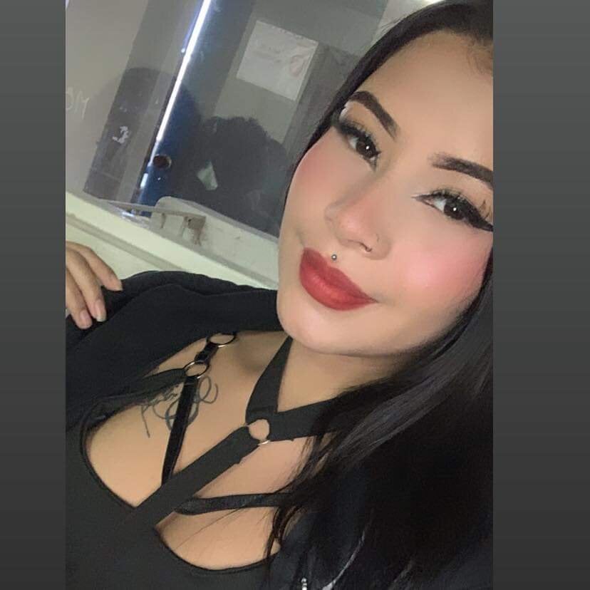 Dafne_Lee_ profile
