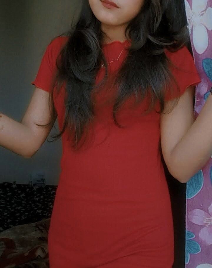 Himanshi_Singb