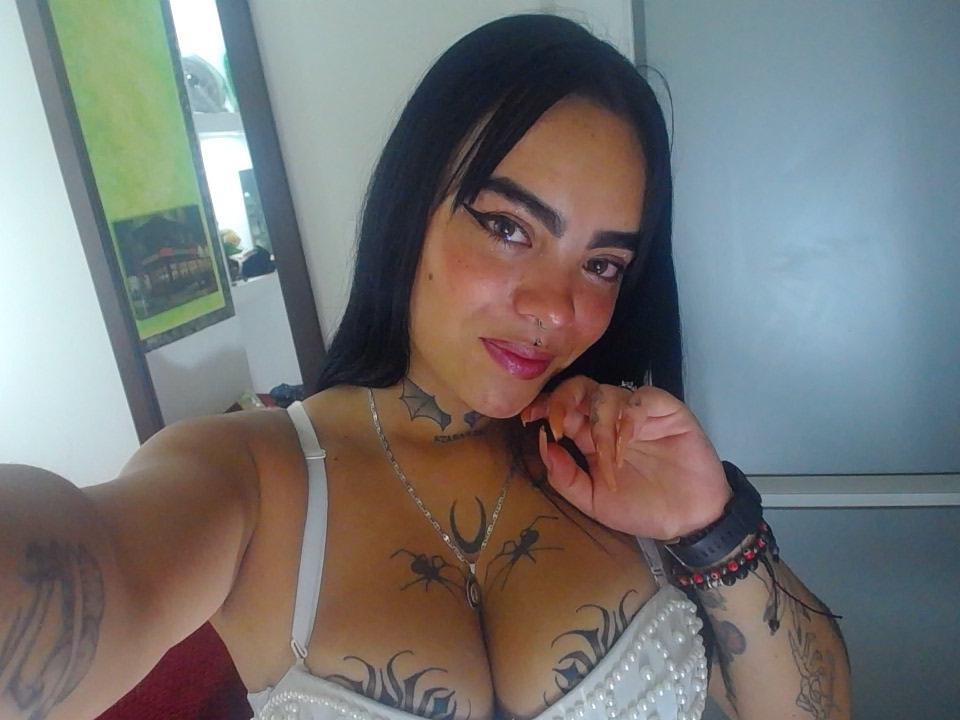miss_keith live cam model at StripChat