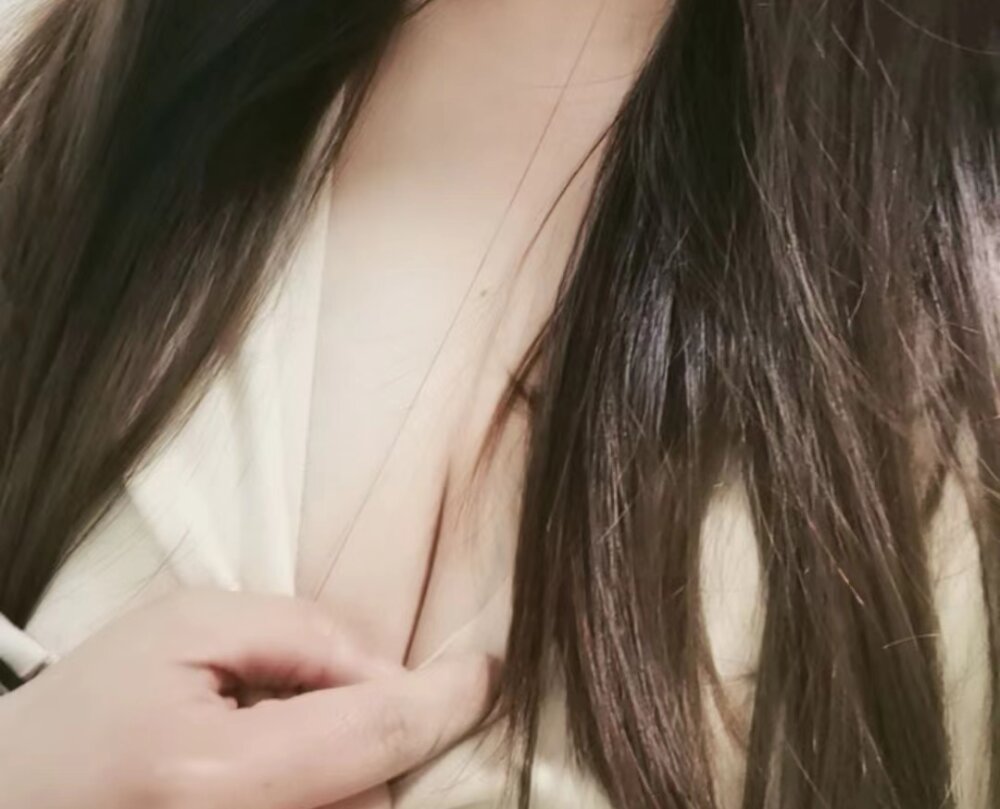 Live sex webcam photo for Sweetdreams_Y #278343003