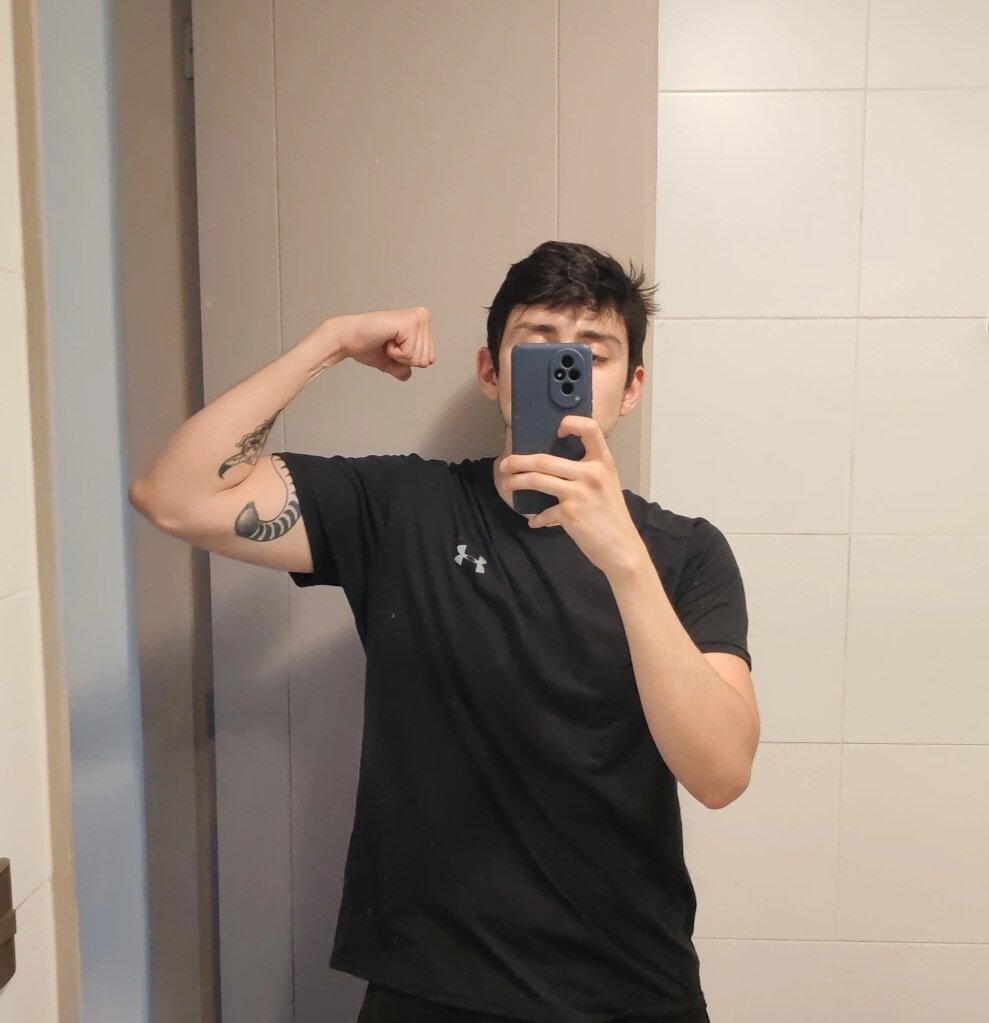 Mr_Prince_27's Offline XXX Chat