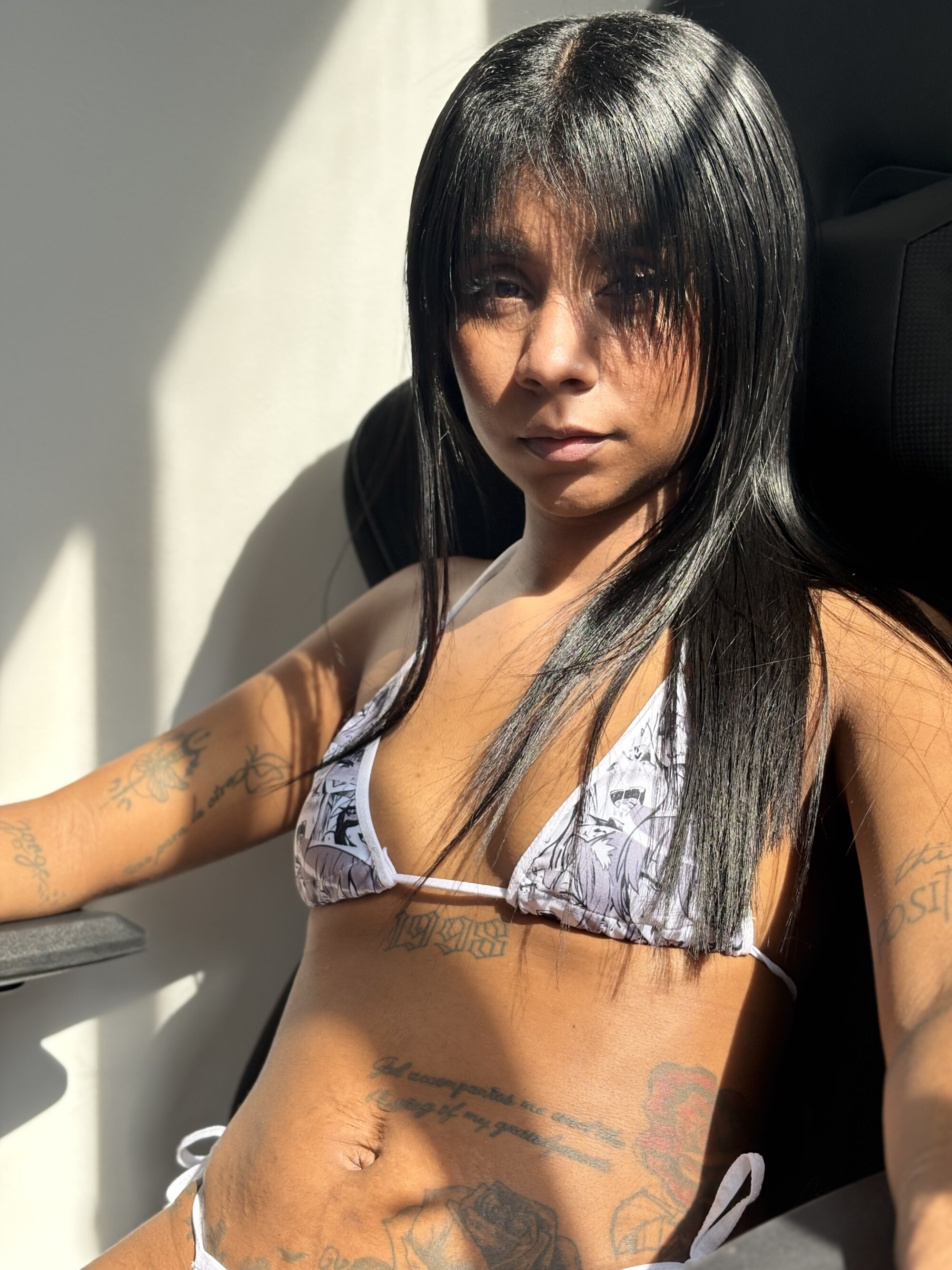 CuteEbony1