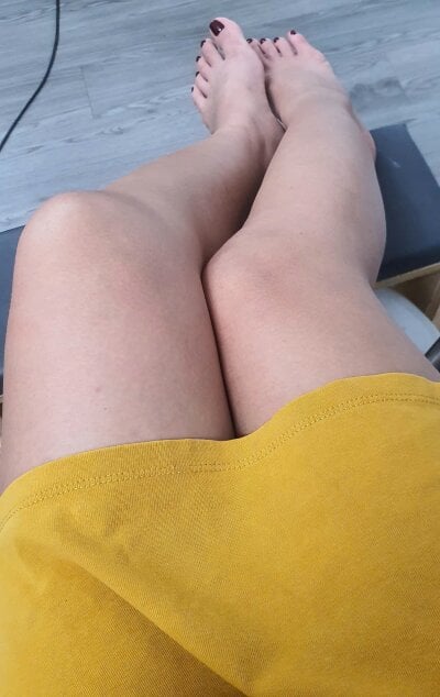 mina_mon9 from stripchat