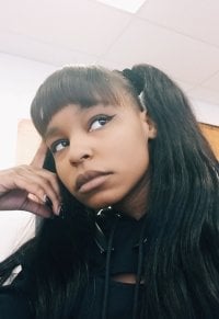 michellec0's Offline Chat Room