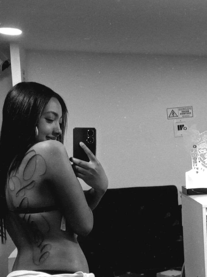 livesex.fan samantha_martiness livesex profile in in-your-sweet-dreams-or-maybe-in-colombia cams