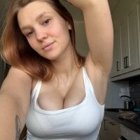 AnnieMouse's webcam live show