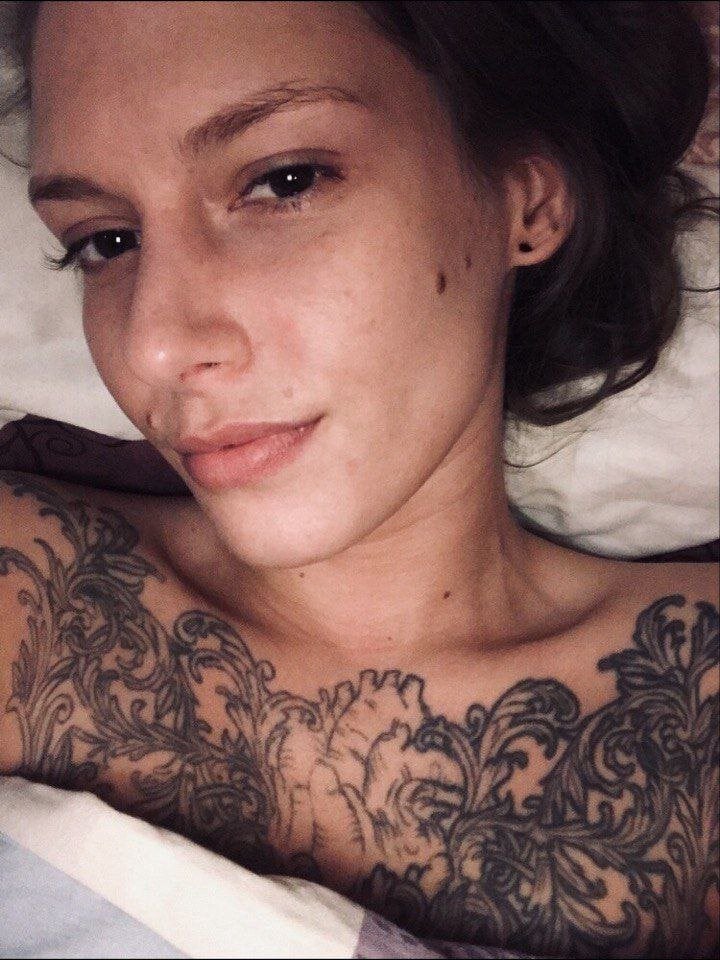 HollyQueenL profile