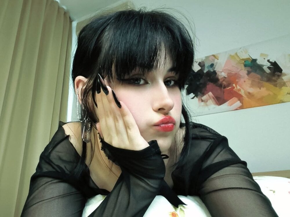 ClownHeadd live cam model at StripChat