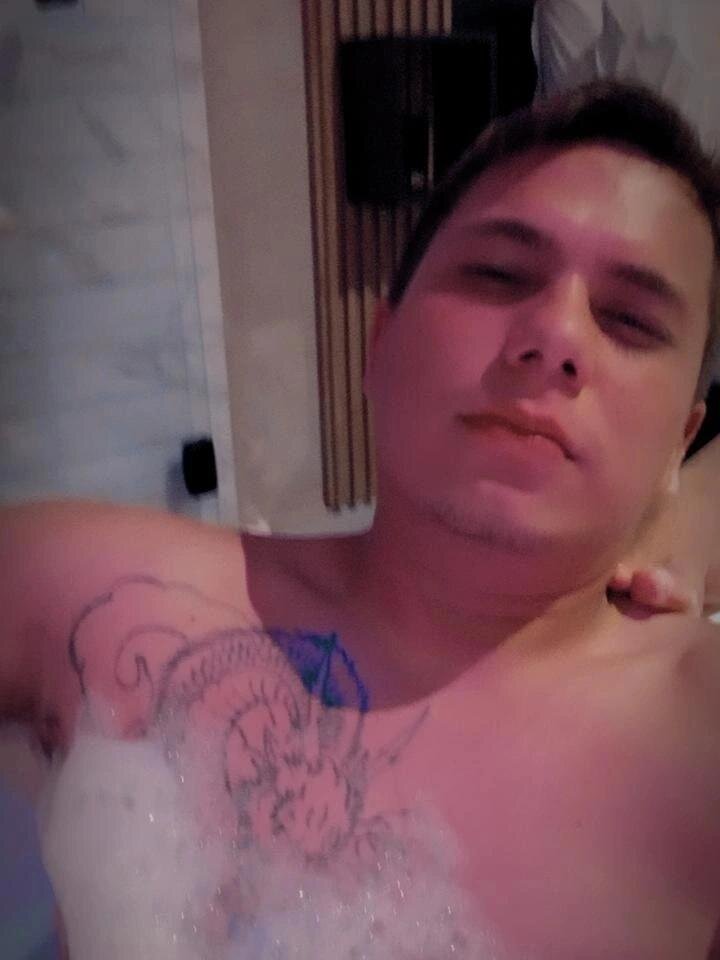 Ariel1237's Offline XXX Chat