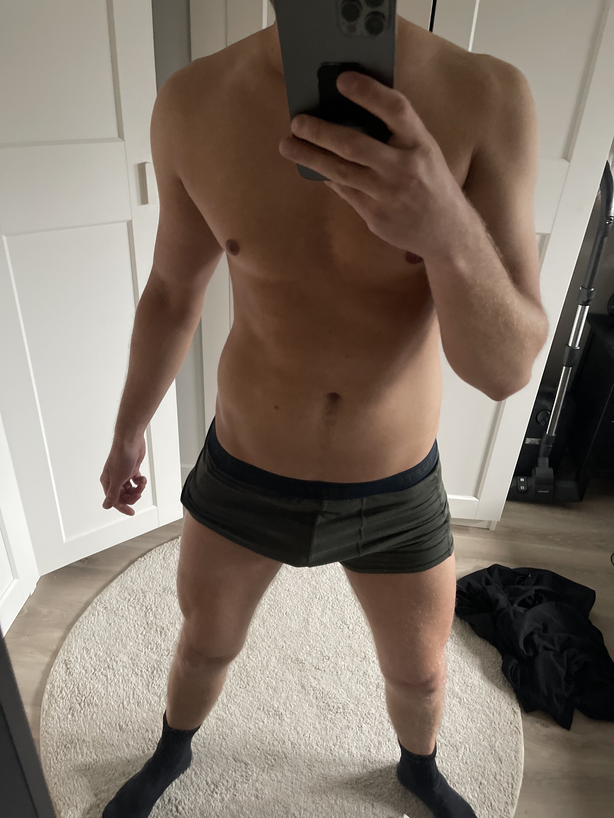 Hardyoungdick99