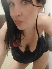 Gussinitaa's webcam live show