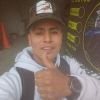 JOWELL_HENAO's webcam live show