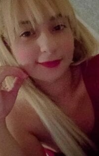 fuck_blondegirl's Offline Chat Room