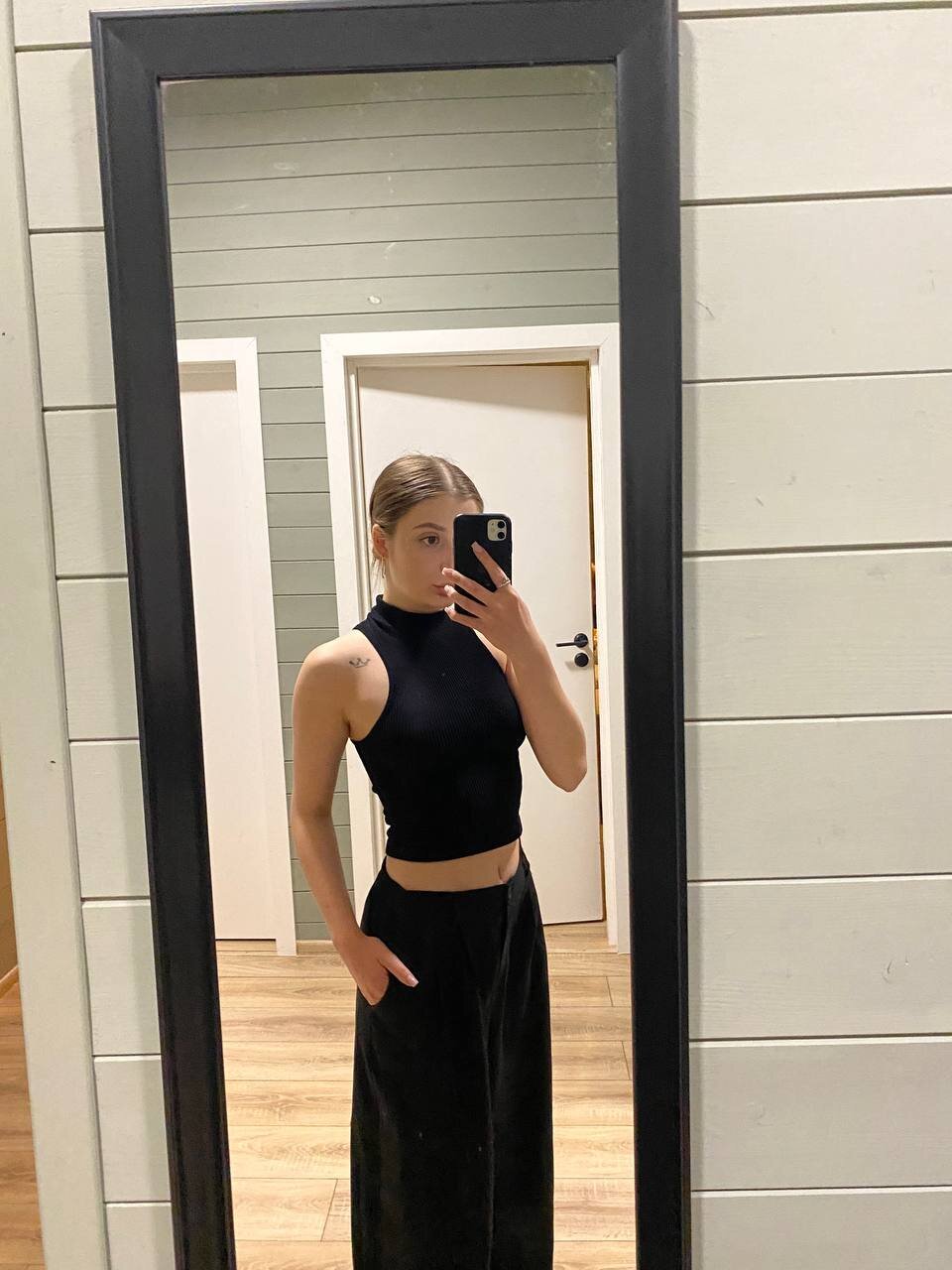 ShakiraHarkness
