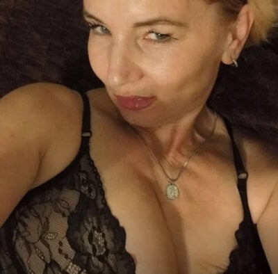 Vaselina Stripchat Sexting  Hottest Cam Model 