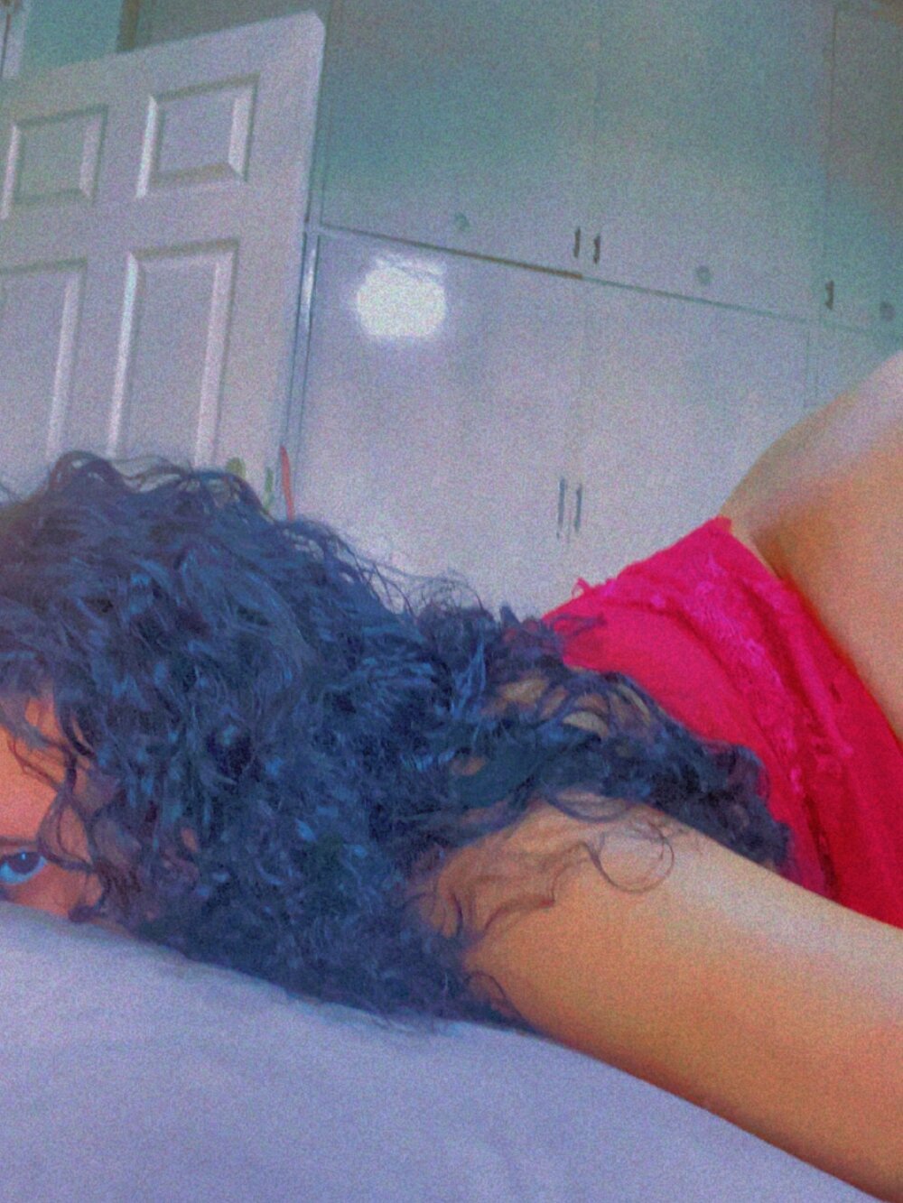 BigBootyButter live cam model at StripChat