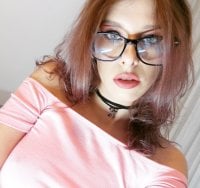 KinkyElle_'s Offline Chat Room