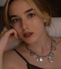 JanetBates' Offline Chat Room