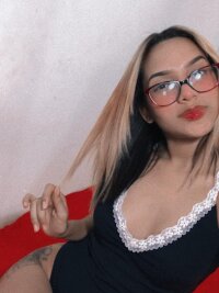RACHEL_PORT's Offline XXX Chat