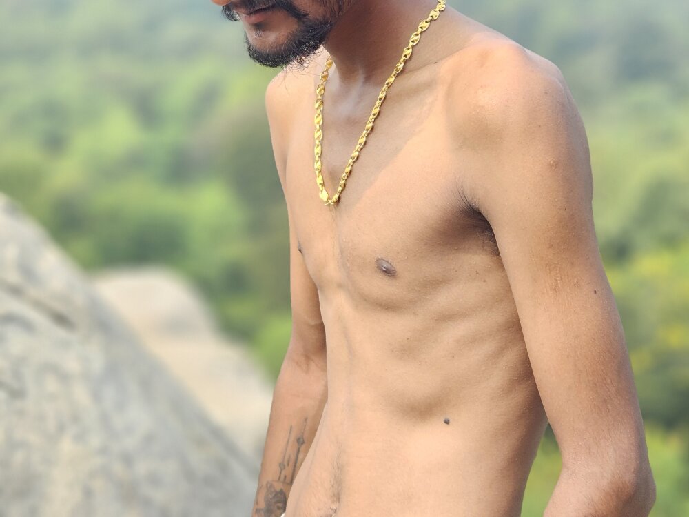 gujju_couple's Offline XXX Chat