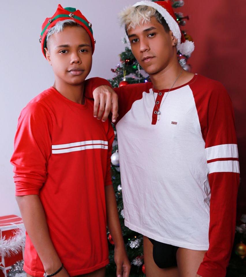 онлайн 8 марта игры