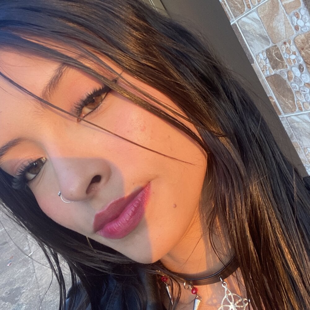 sexlivecamsites.com diabla_02 livesex profile in usa-originally-from-australia cams