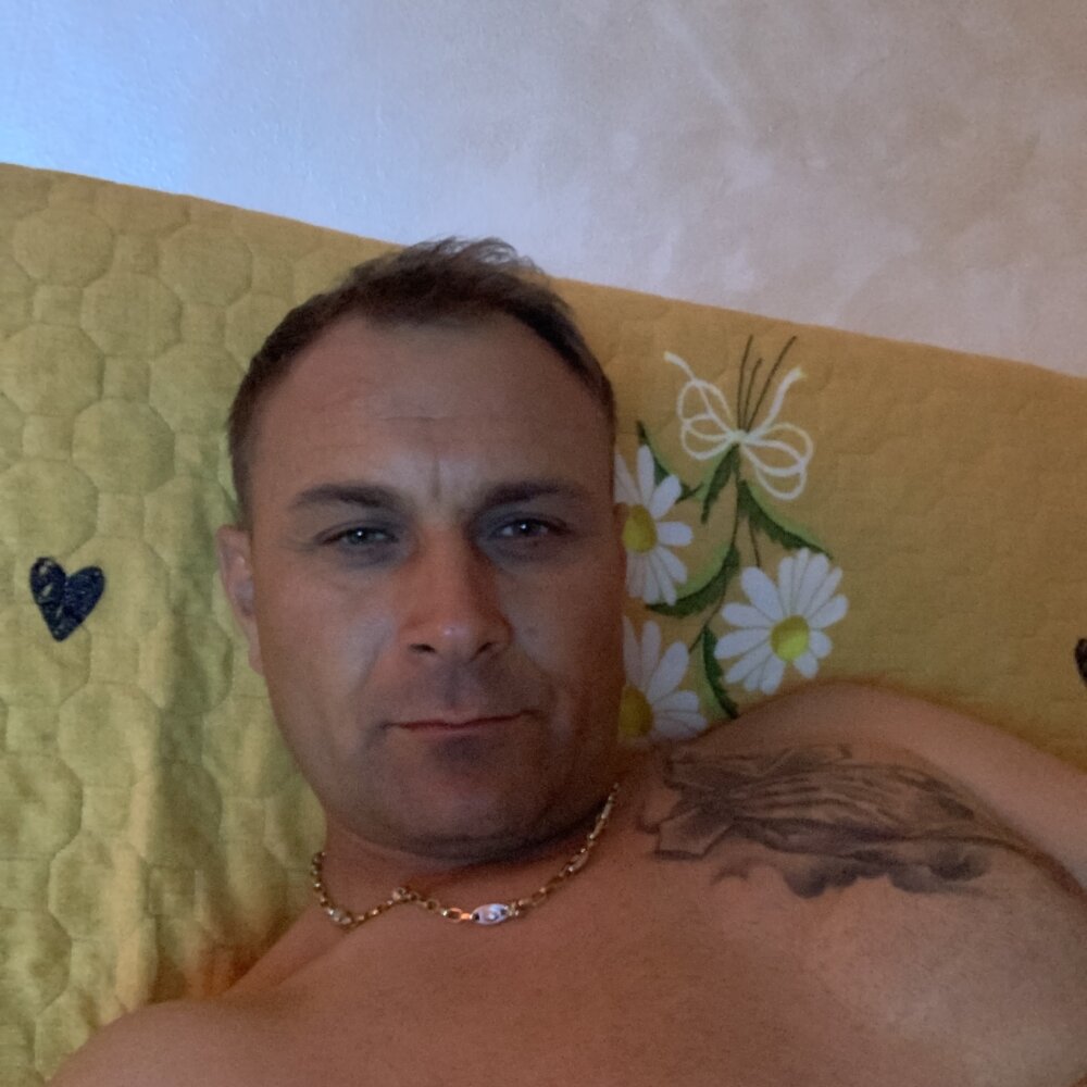hotcuple002 from stripchat