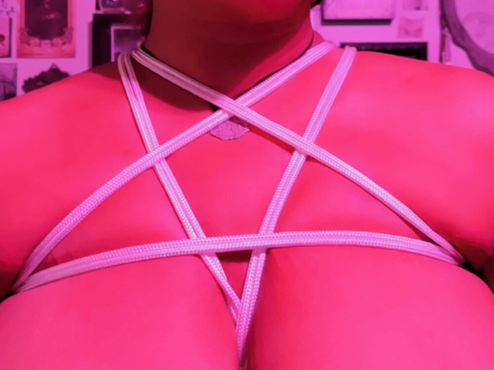 DollLustxX profile