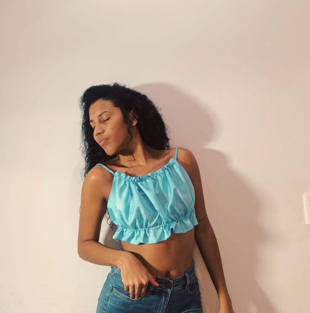 pornos.live ebony_foxxx livesex profile in latino cams