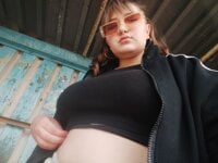 LydiaSweetChik's Offline Chat Room