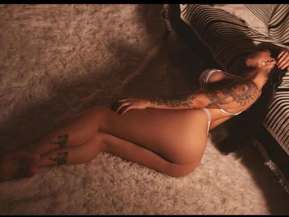 SophiaKarson's Live XXX Chat