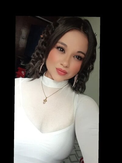 Tiffany_Hh Female Newlatin Online Cam Sex