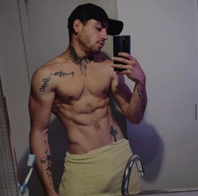 LiamKaiser Male Outdoor Free Webcam Adult