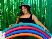 Nina_Crawford's Offline Chat Room