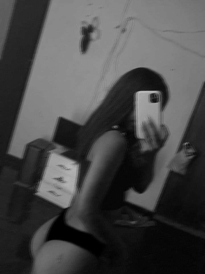 stripchat sofi_esposito webcam profile pic via bestlivesexchat.com