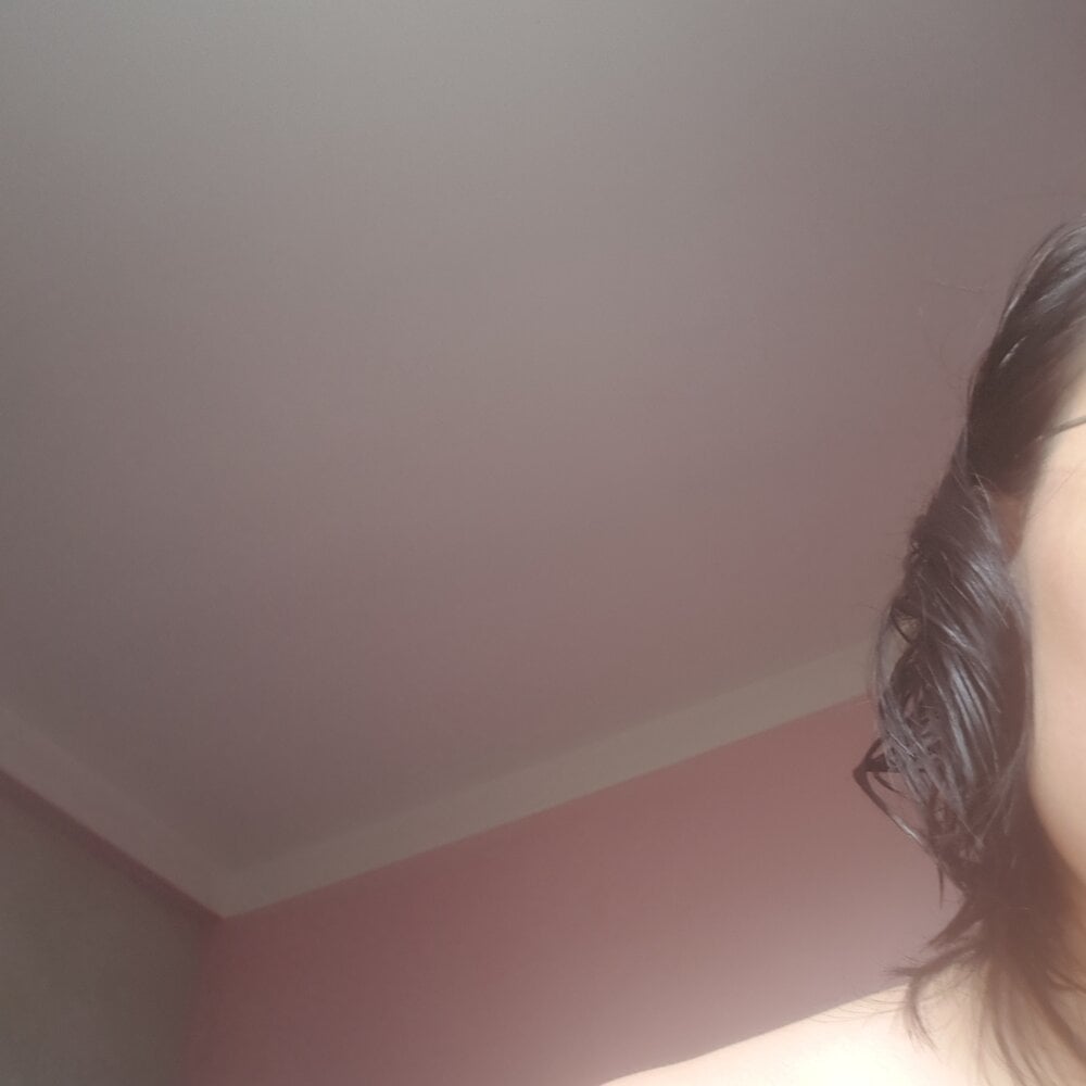 sab87 live cam model at StripChat