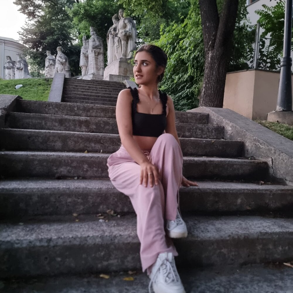 bad_dora's Offline XXX Chat