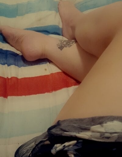 Icequeen84 Female Cheapestprivatesmilfs Online Cam Strip