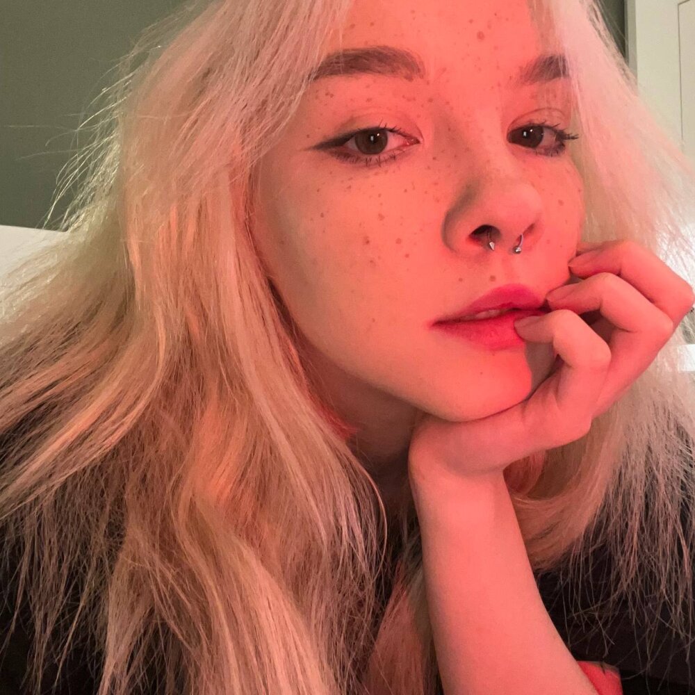 Live sex webcam photo for morphesoull #289916113