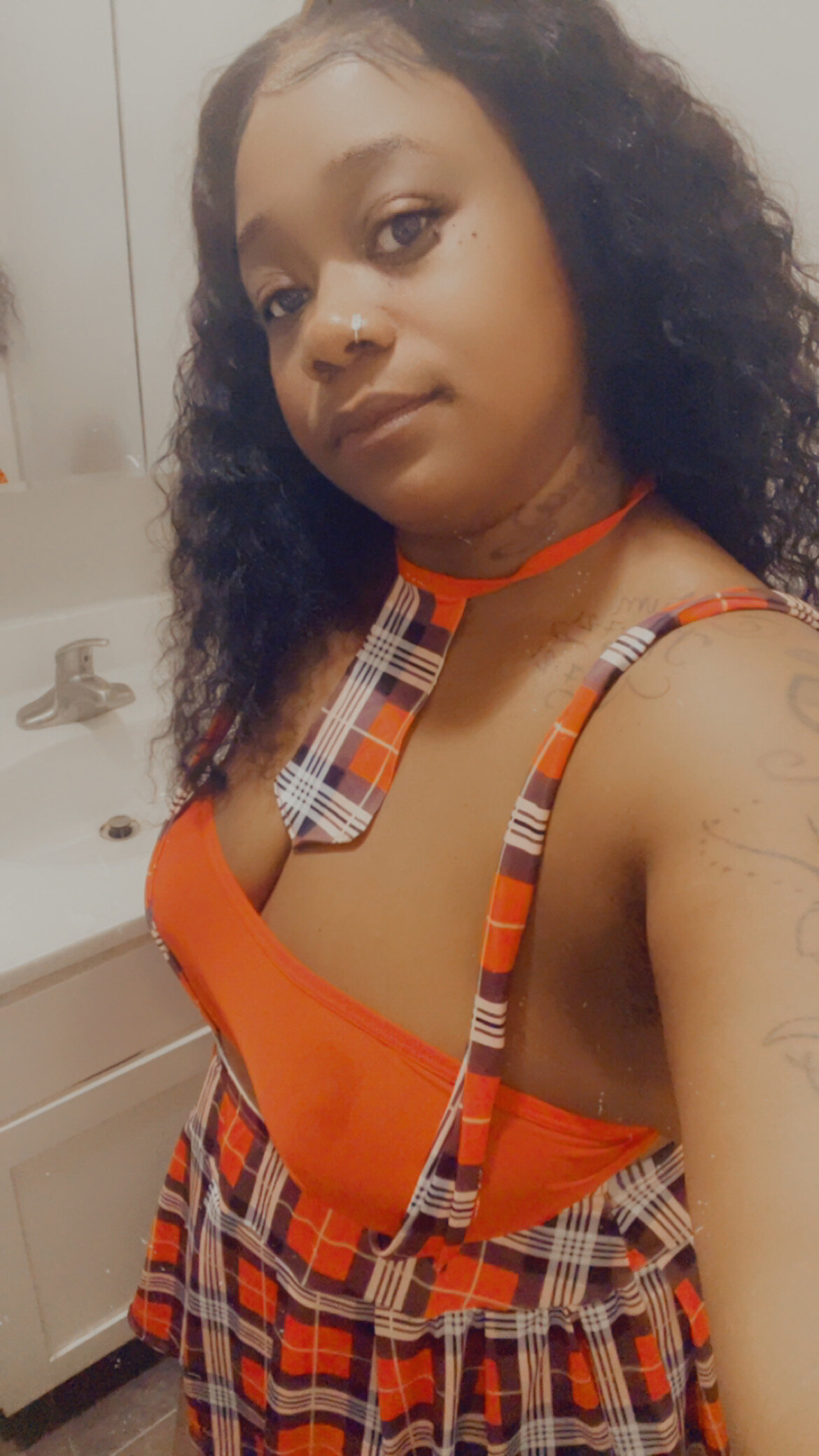 Brownskinthickcutie