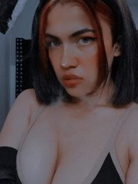 Giaxcris_'s Live Sex Cam Show