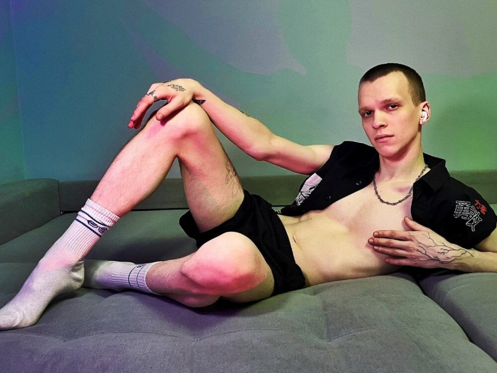 gnarly_raphael's Offline XXX Chat