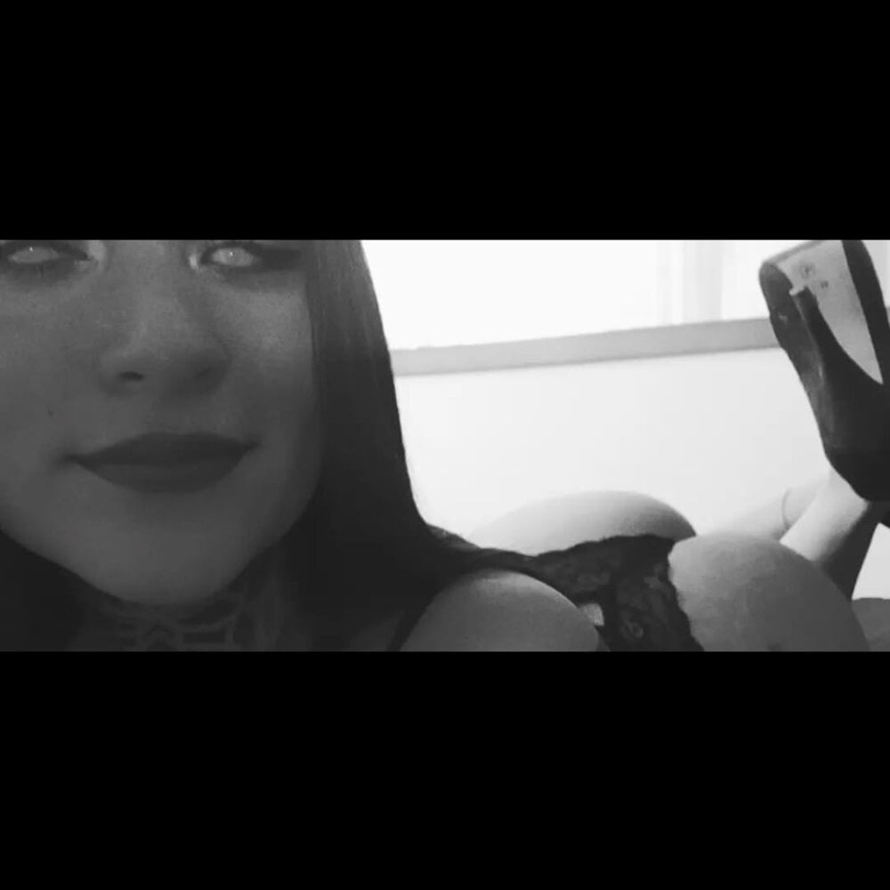 Isabelacute profile